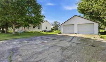 208 4th St, Anchor, IL 61720