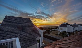 305 S Bald Head Wynd 10, Bald Head Island, NC 28461