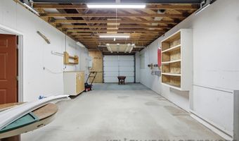 3342 Dumont Lake Dr, Allegan, MI 49010