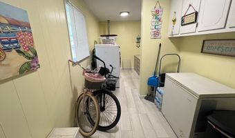 1101 Breckenridge Dr, Adel, GA 31620