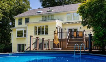 56 Larkspur Ln, Bristol, CT 06010