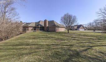 8896 Classic View Dr, Indianapolis, IN 46217