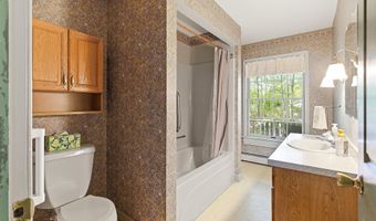 3206 Ridgewood Rd, Allenwood, NJ 08720