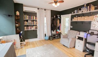267 Pine St, Bangor, ME 04401