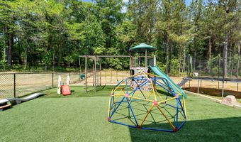 425 Dean Rd, Barnesville, GA 30204