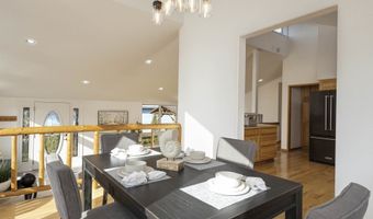 126 N OCEAN Ave, Rockaway Beach, OR 97136