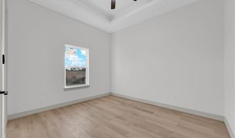 812 Spring Dr, Alton, TX 78573
