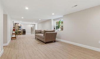 1864 Flat River Rd, Coventry, RI 02816