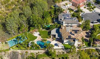 8125 E Oxley Ct, Anaheim, CA 92808