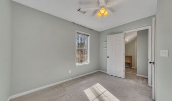 4935 Tanners Spring Dr, Alpharetta, GA 30022