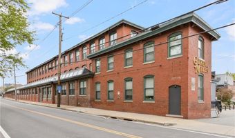 1117 Douglas Ave 103, North Providence, RI 02904