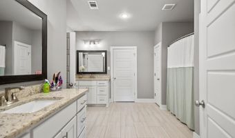 3009 BORDEAUX Cv, Alexander, AR 72002
