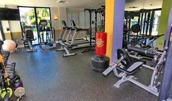 9660 W Bay Harbor Dr 5A, Bay Harbor Islands, FL 33154