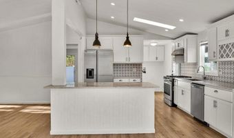 9383-85 W Lilac Rd, Escondido, CA 92026