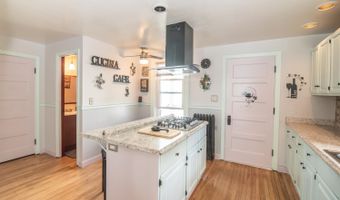 71 Riley Ave, Manchester, NH 03103