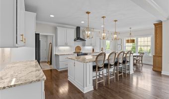 216 Hickory Ln, Adams Twp., PA 16046