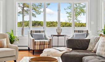 122 Pipers Pt, Alton, NH 03809