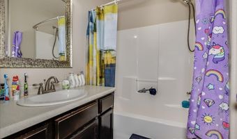 615 APRICOT St, Cheyenne, WY 82007