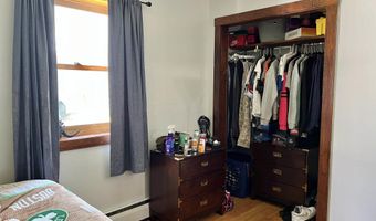 111 Central St, Brattleboro, VT 05301