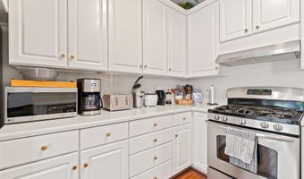 727 N VERMONT St, Arlington, VA 22203