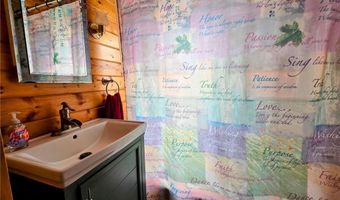 919 Genes Rd SE, Alexandria, MN 56308