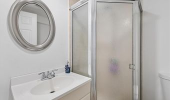 115 Schley Ave, Albertson, NY 11507