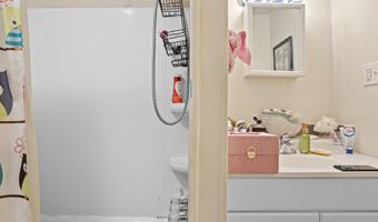 484 BROUGH Rd, Abbottstown, PA 17301