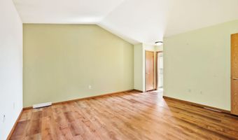 5 Cocoa Beach Dr, Madison, WI 53719