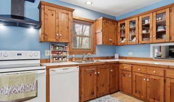 22665 W DEPOT St, Antioch, IL 60002