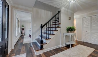 143 Juniper Dr, Avon, CT 06001