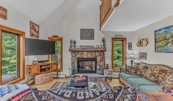 18 Armsby Cir, Campton, NH 03223