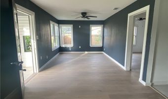 1204 Rose Dr, Alice, TX 78332