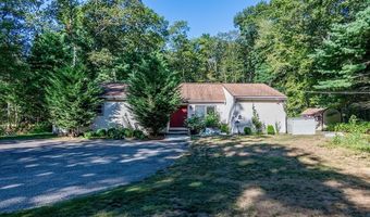 686 Gardner Rd, Exeter, RI 02822