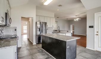 100 Meadow Glen Ct, Aledo, TX 76008