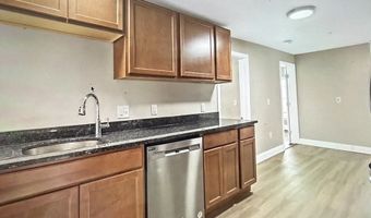 40 Falmouth St, Attleboro, MA 02703