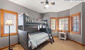 147 Sugar Hl 27 D, Banner Elk, NC 28604