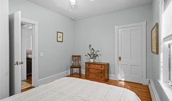 48 Constitution St 1, Bristol, RI 02809