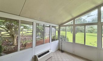 154 Perry Ln, Atmore, AL 36502