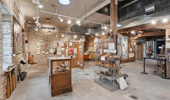 310 SE 2nd, Dyersville, IA 52040