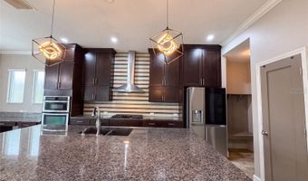 7304 MILESTONE Dr, Apollo Beach, FL 33572
