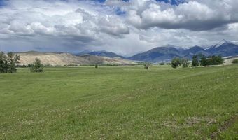 25 Black Hawk Dr, Carmen, ID 83462