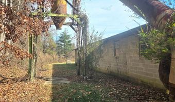 6765 Airport Rd, Andrews, NC 28901