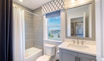 1 Brentwood Cir 1, Danbury, CT 06810