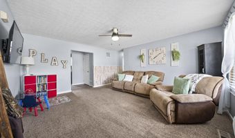 44 Ashton Dr, Ashville, OH 43103