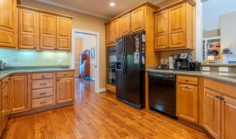 21030 Skyward Dr, Abingdon, VA 24211