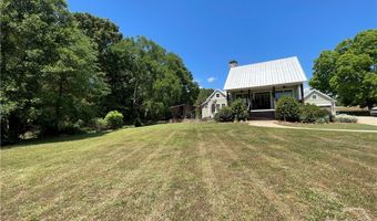 156 Lake Oglethorpe Dr, Arnoldsville, GA 30619
