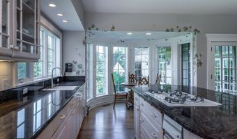 370 Northrop St, Bridgewater, CT 06752