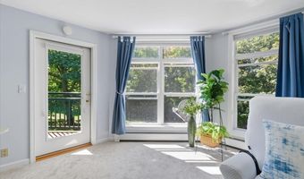 45 Claire Pointe Rd, Burlington, VT 05408