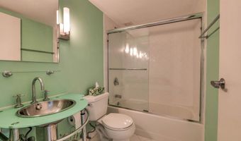 526 PACIFIC Ave, Atlantic City, NJ 08401