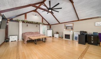 12 Sydney Ln, Cromwell, CT 06416